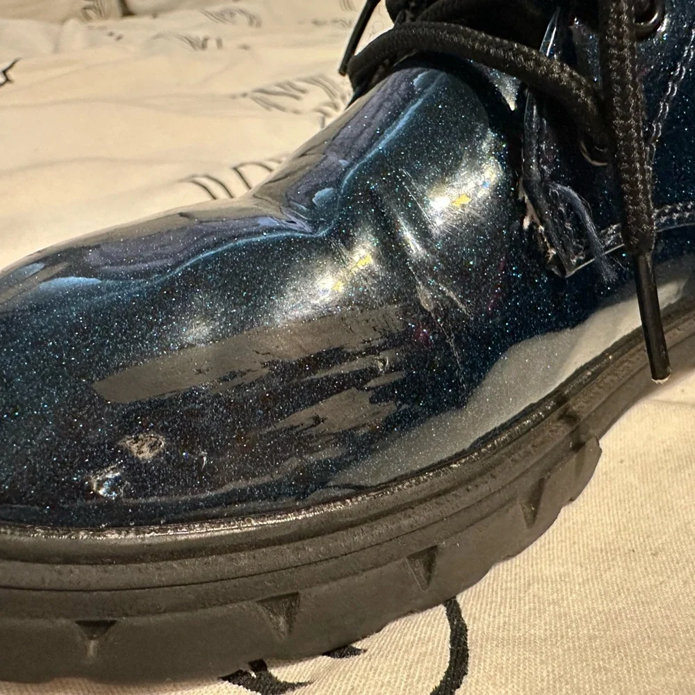 Girls’ Glitter Patent Combat Boots — Navy/Black